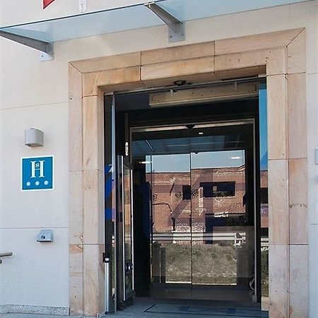 Hostal T4 Paracuellos de Jarama Buitenkant foto